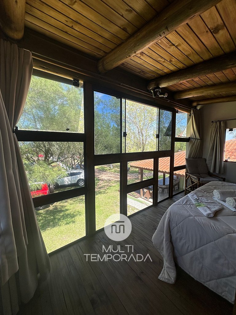 Chalé Deluxe Queen - Pousada Cardoso Surf Camping