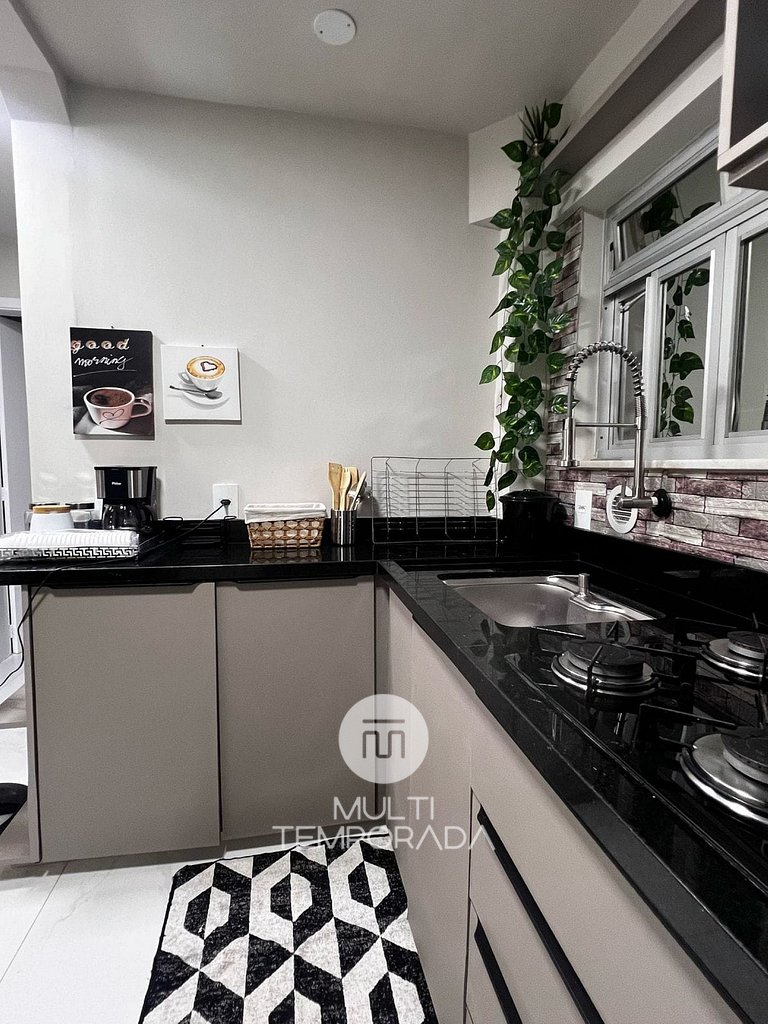Apartamento em Frente ao Shopping Itaguaçu