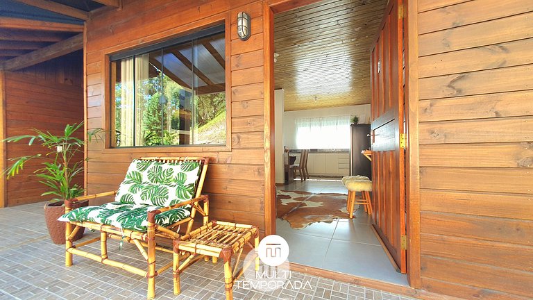 House Canto Lindo corner of the trees