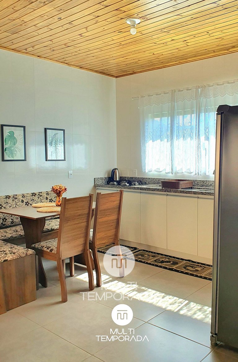 House Canto Lindo corner of the trees