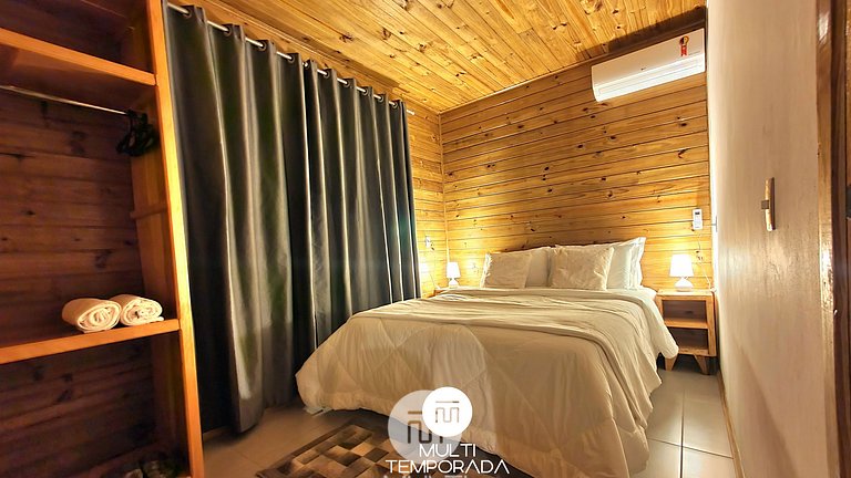 House Canto Lindo corner of the trees