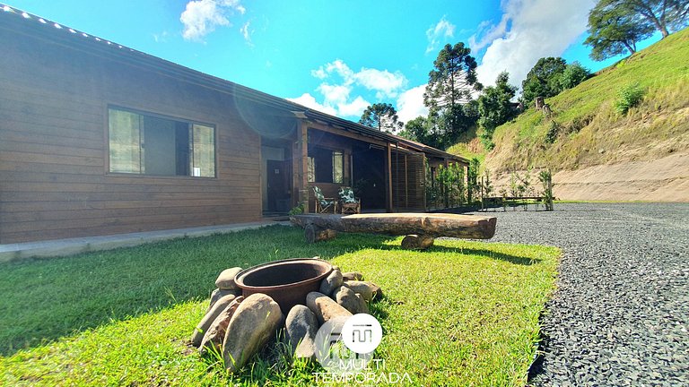 House Canto Lindo corner of the trees