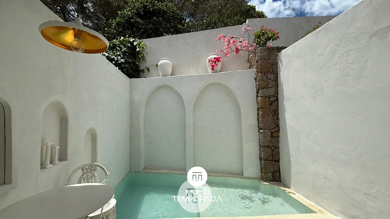 Suíte Oásis 3 com Piscina Aquecida - CasaIvan