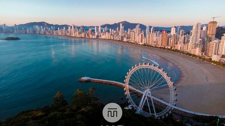 Apto Irati Confort - Balneário Camboriú/SC