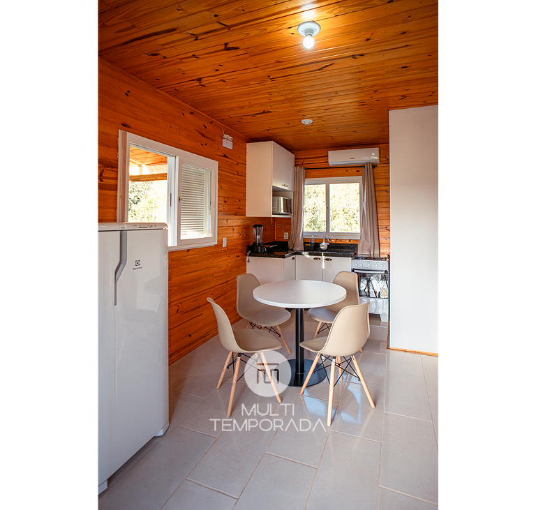 Chalet Mônaco - Rancho das Neves