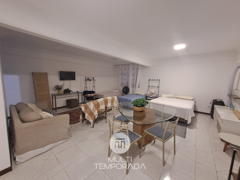 Brusque Family Studio