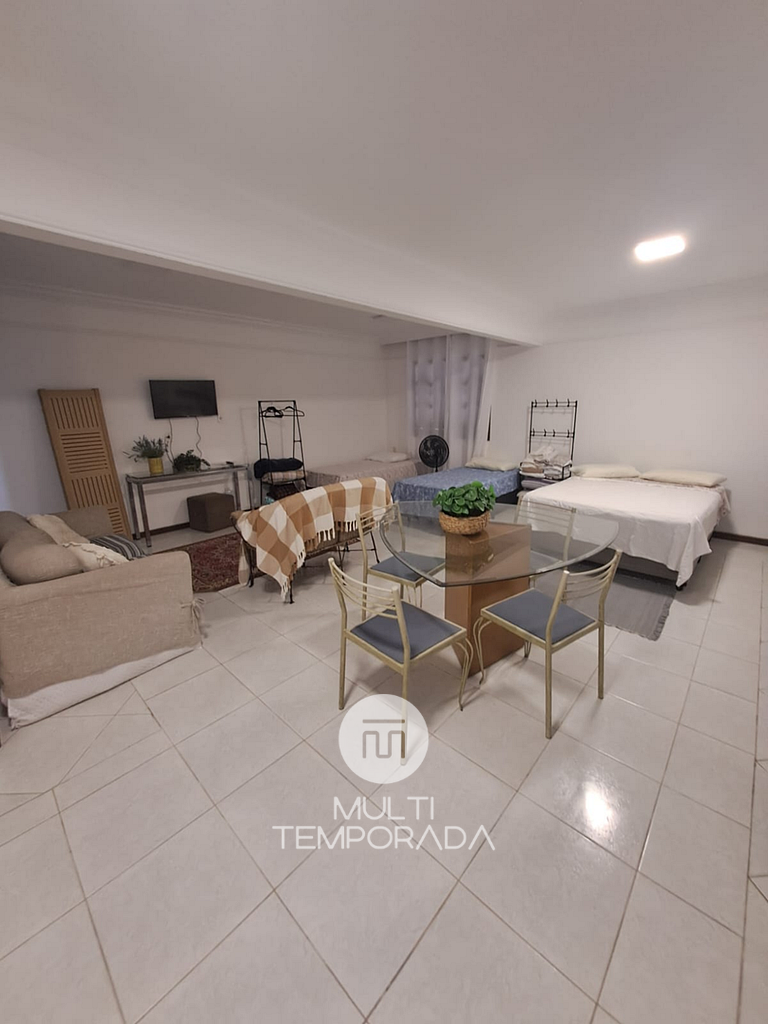 Brusque Family Studio