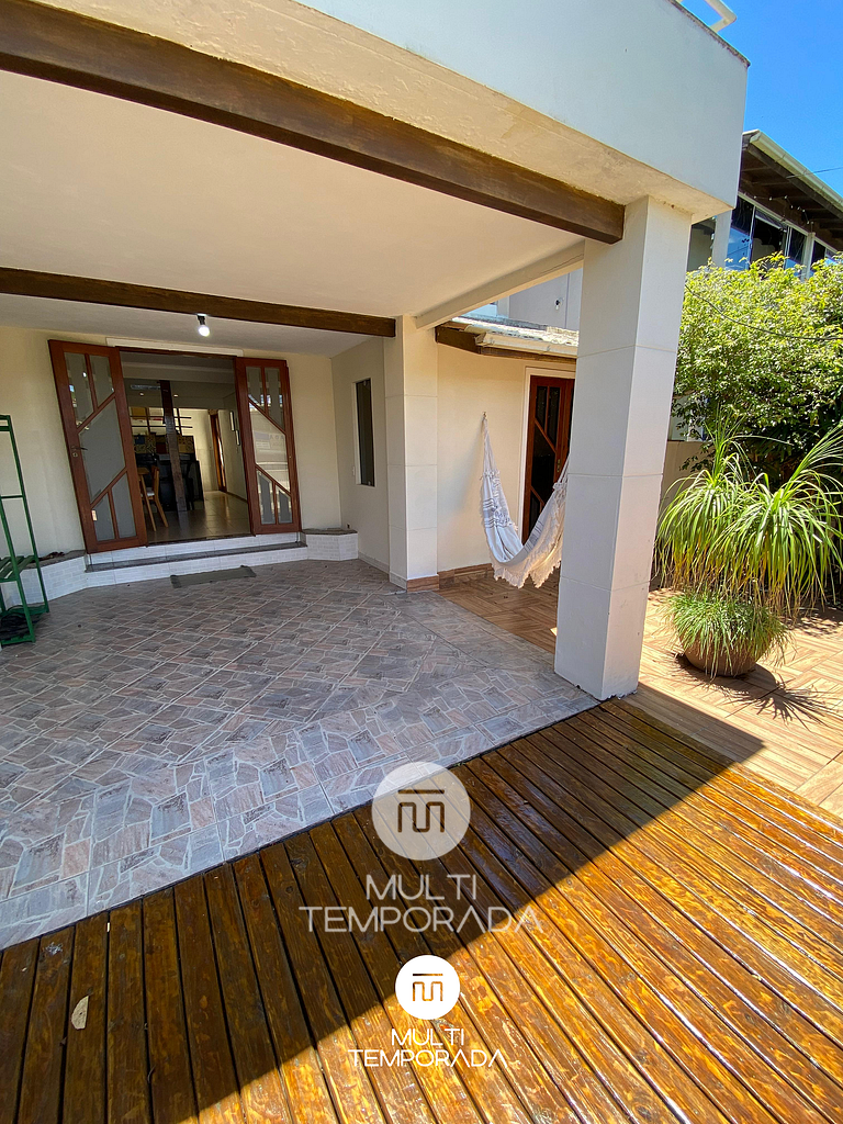 Casa 5 Ruas com Hidro - Rio Tavares Florianópolis
