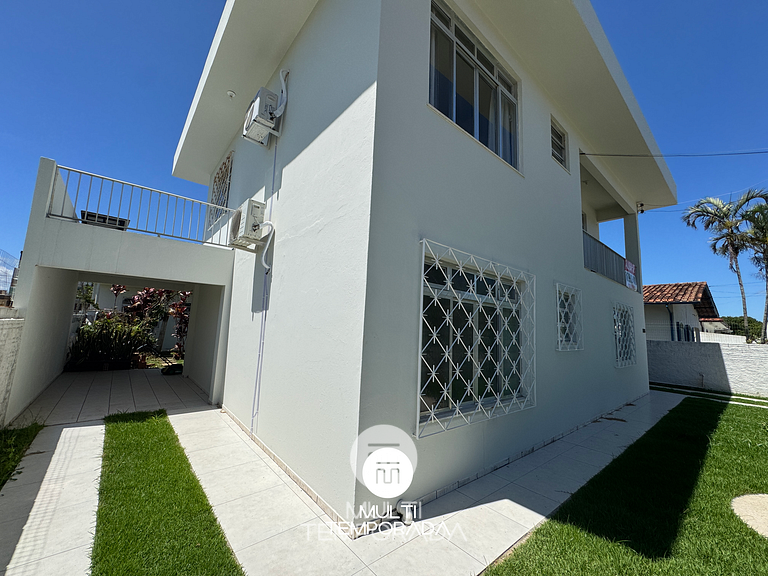 Encanto na Praia de Daniela Superior - Floripa/SC