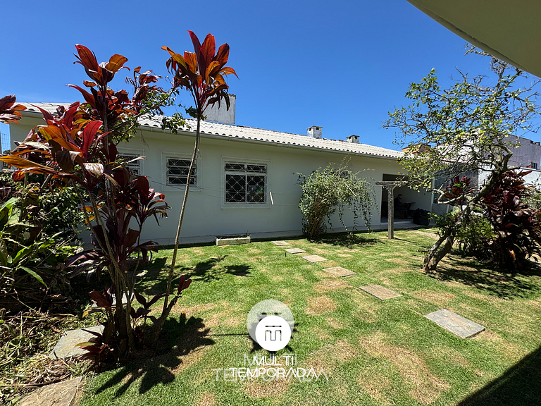 Encanto na Praia de Daniela Superior - Floripa/SC