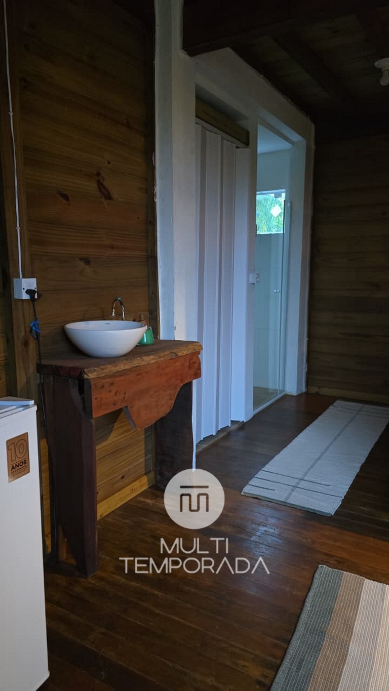 Suíte Tripla - Essência da Guarda Surf House