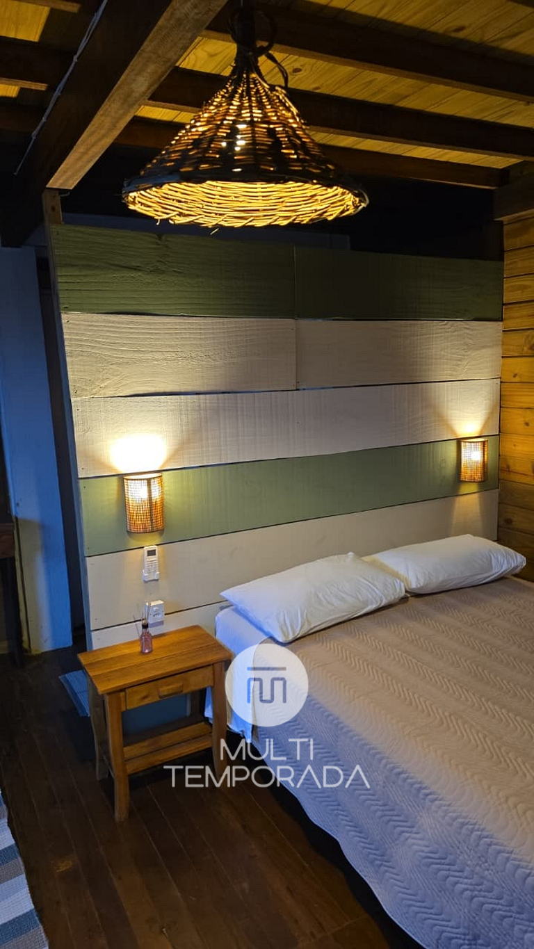 Suíte Tripla - Essência da Guarda Surf House