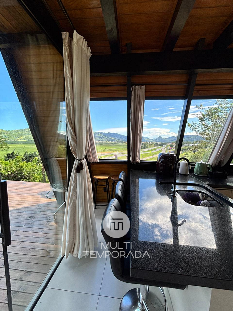 Chalé Lagoa do Coração c/ Jacuzzi - Paulo Lopes/SC