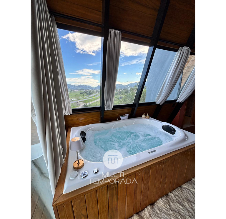 Chalé Lagoa do Coração c/ Jacuzzi - Paulo Lopes/SC