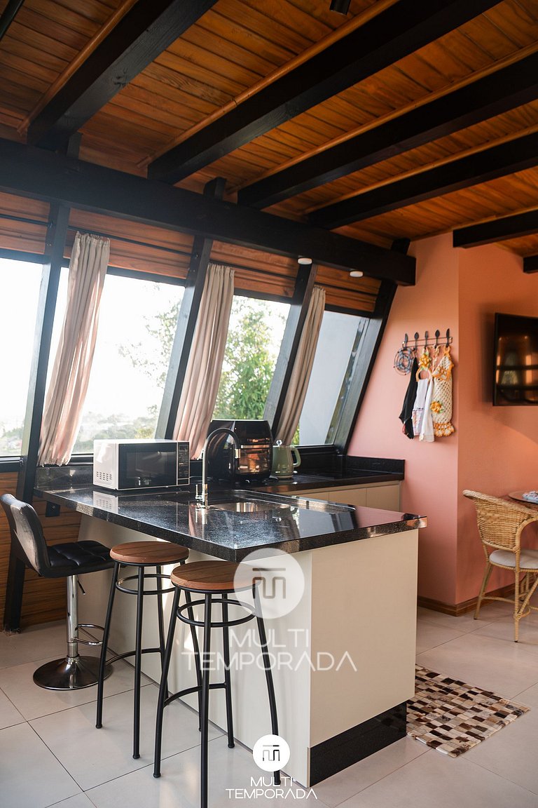 Chalé Lagoa do Coração c/ Jacuzzi - Paulo Lopes/SC