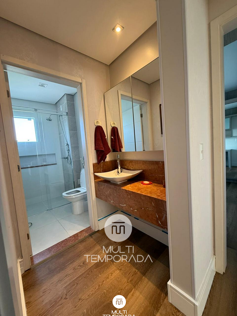 Cobertura dos Jades c/ Jacuzzi no Campeche - SC