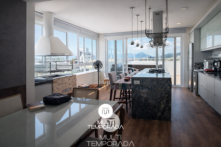 Cobertura dos Jades c/ Jacuzzi no Campeche - SC