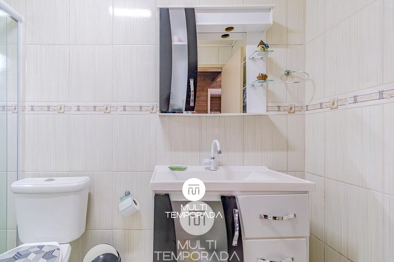 Casa com Piscina em Governador Celso Ramos/SC