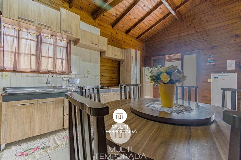 Casa com Piscina em Governador Celso Ramos/SC