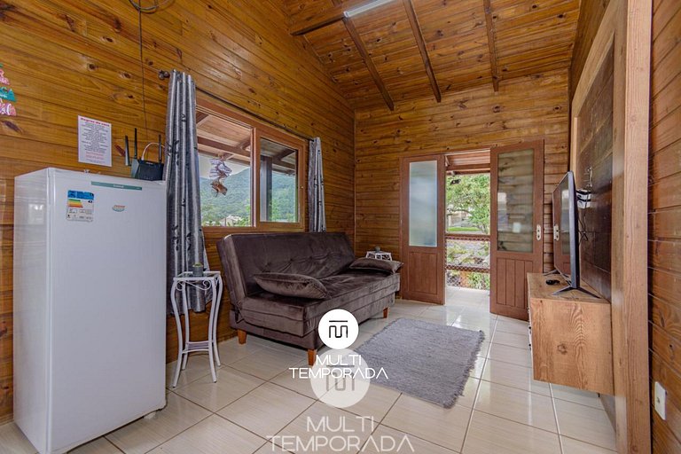 Casa com Piscina em Governador Celso Ramos/SC