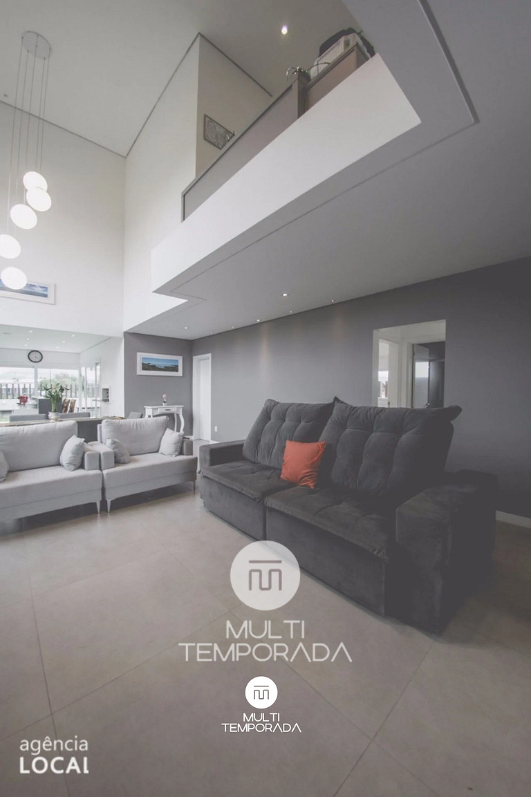 Rosa Internacional - Surfland