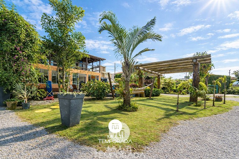 Casa com Piscina em Governador Celso Ramos/SC