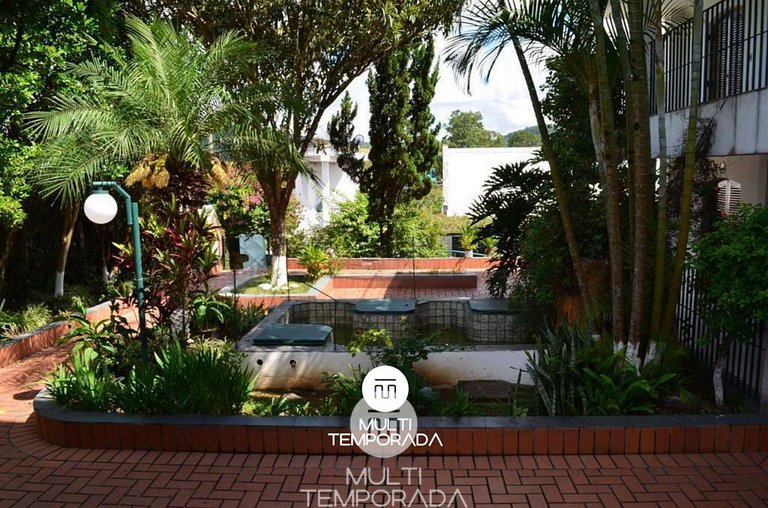 Chácara 3 Poderes Piscina - 60 pessoas - Guararema