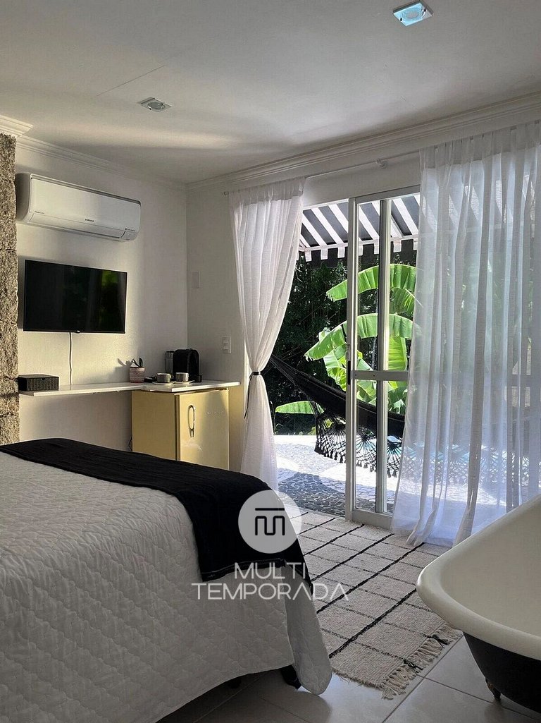 Suíte Room 4 com Piscina Aquecida - CasaIvan