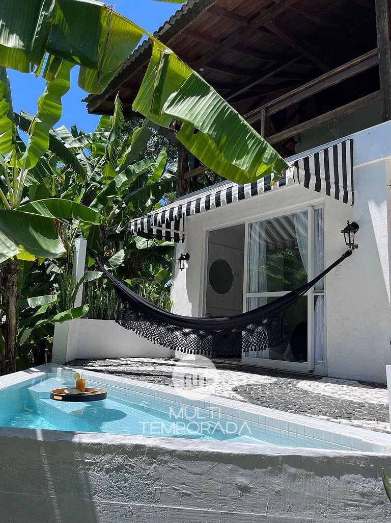 Suíte Room 4 com Piscina Aquecida - CasaIvan