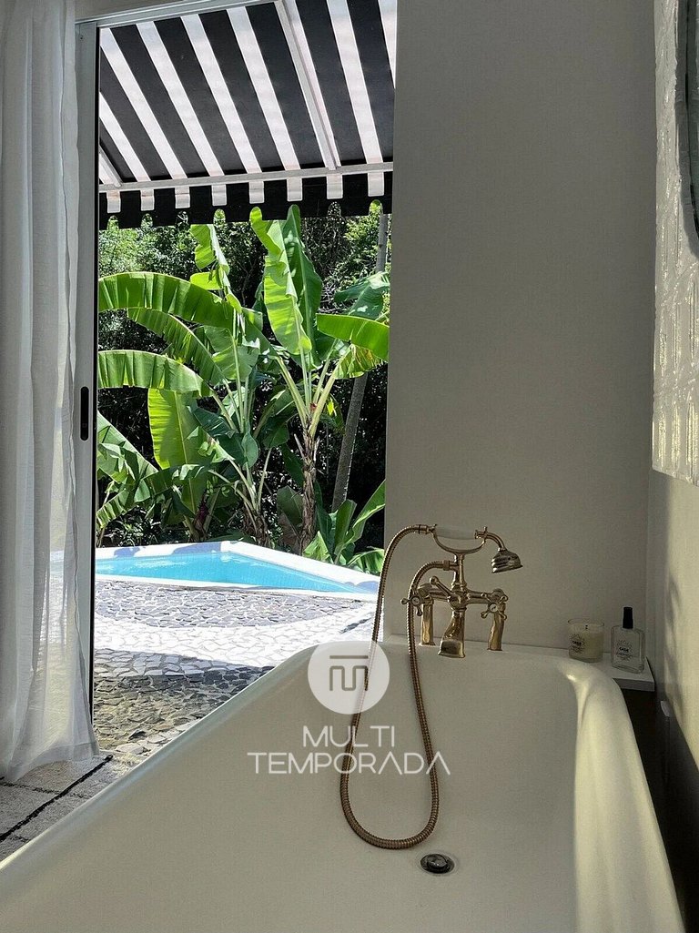 Suíte Room 4 com Piscina Aquecida - CasaIvan