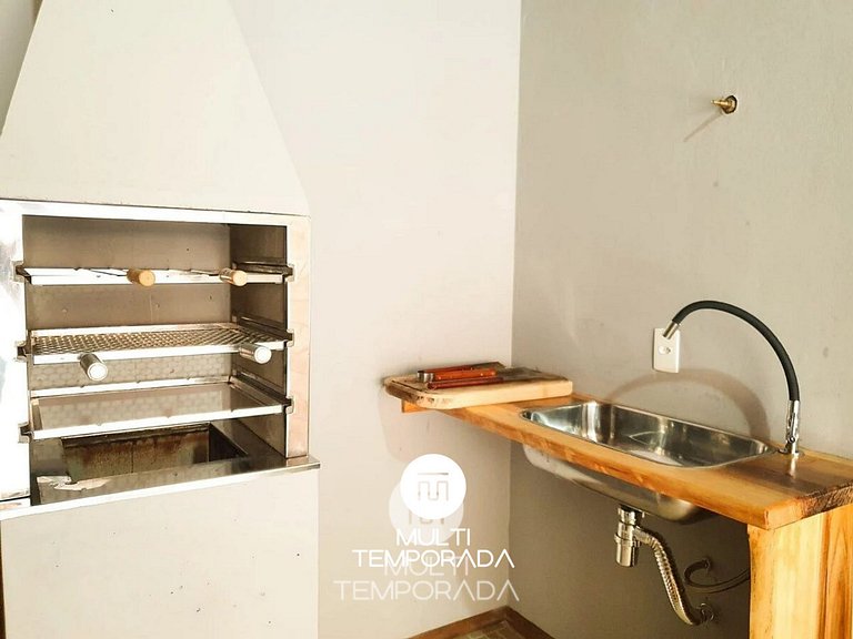 House Canto Lindo corner of the trees