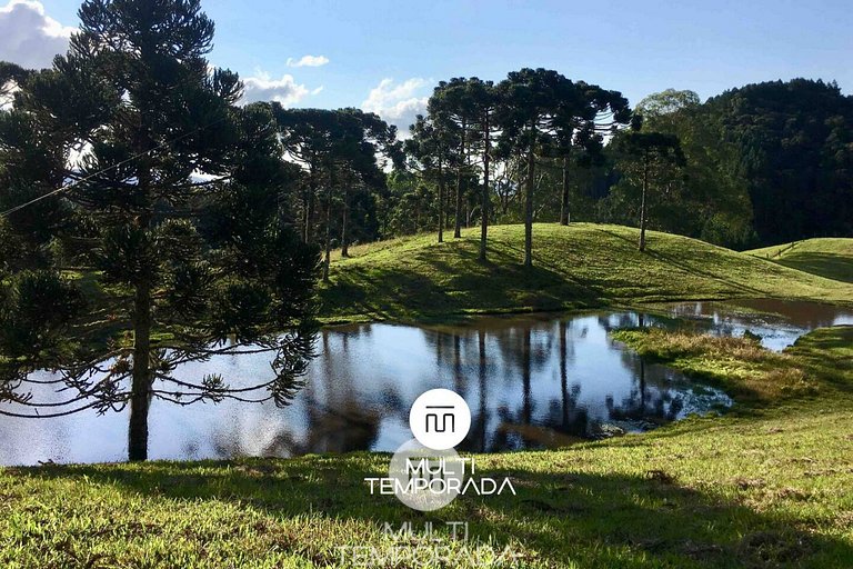 Linda Casa em Estilo Germânico em Rancho Queimado