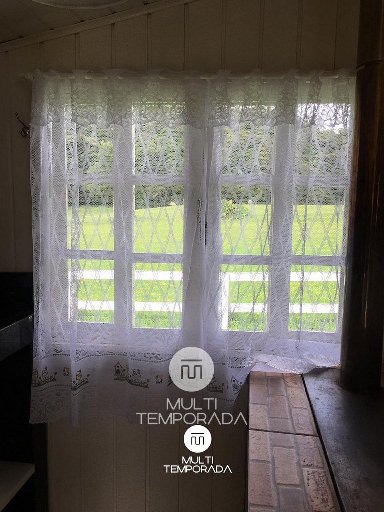 Linda Casa em Estilo Germânico em Rancho Queimado