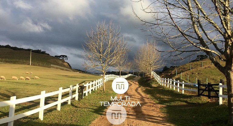 Linda Casa em Estilo Germânico em Rancho Queimado
