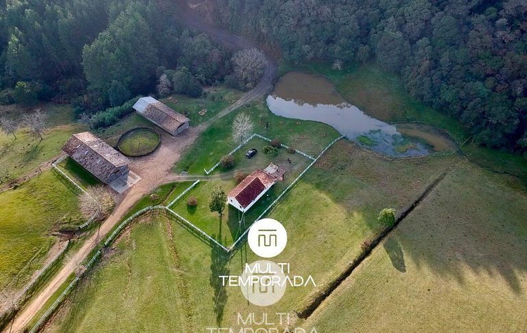 Linda Casa em Estilo Germânico em Rancho Queimado