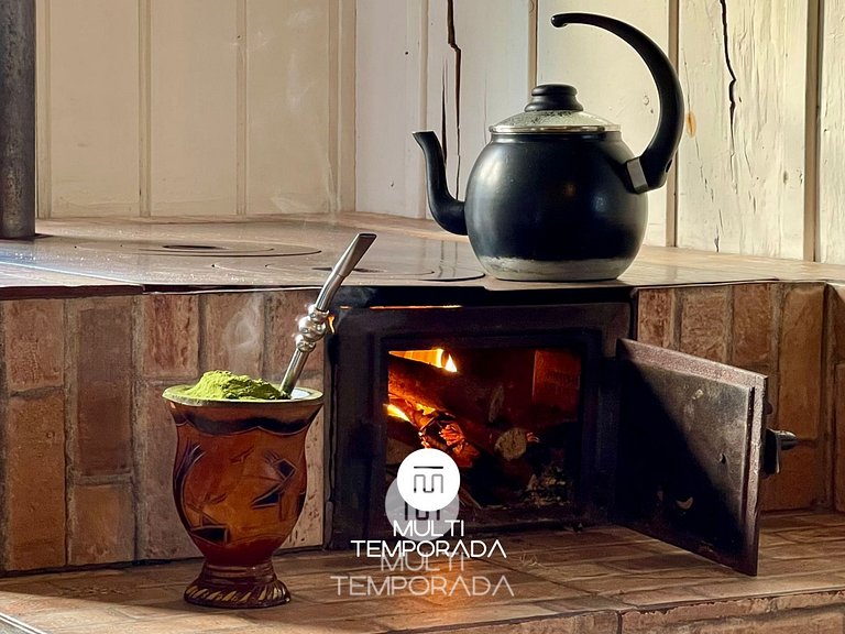 Linda Casa em Estilo Germânico em Rancho Queimado