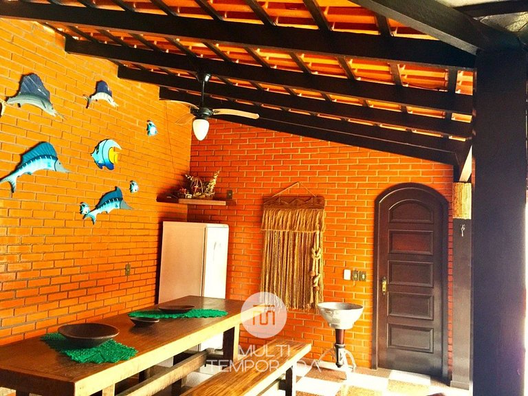 Casa com Piscina em Penha/SC - Beto Carrero