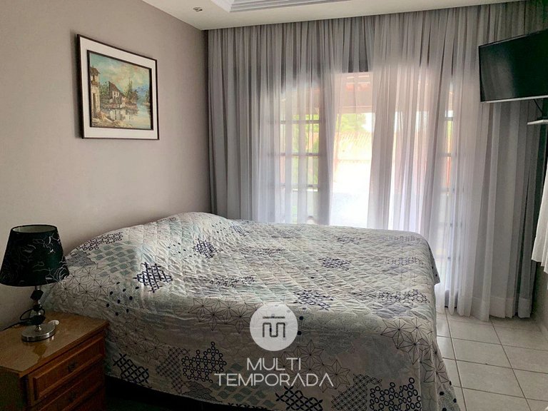 Casa com Piscina em Penha/SC - Beto Carrero