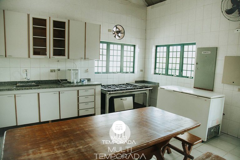 Chácara 3 Poderes Piscina - 60 pessoas - Guararema