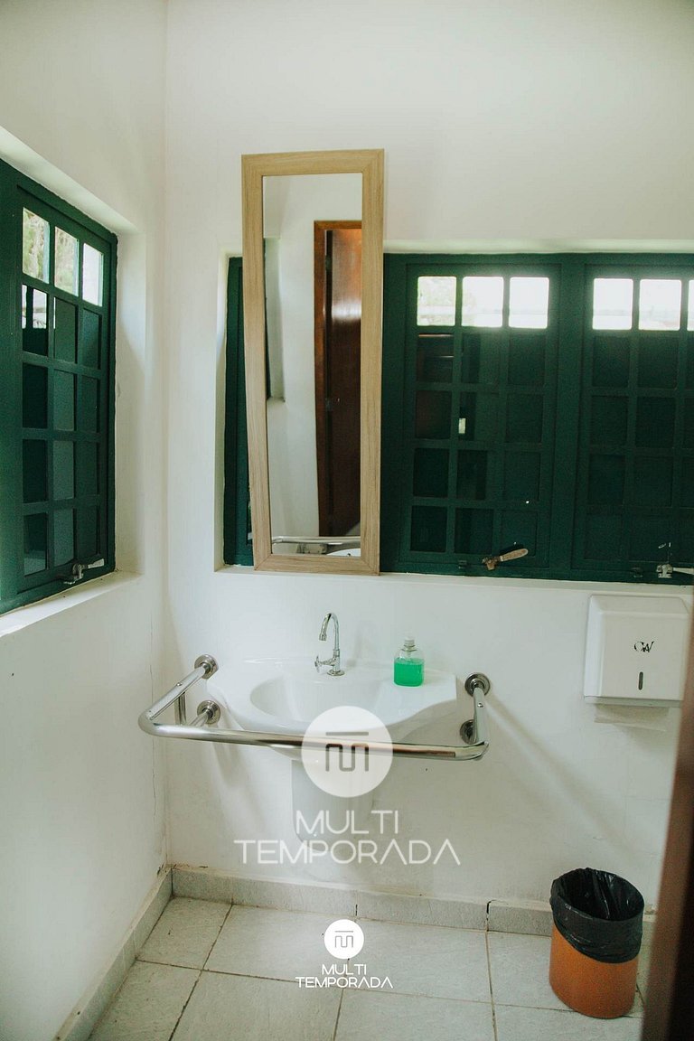 Chácara 3 Poderes Piscina - 60 pessoas - Guararema