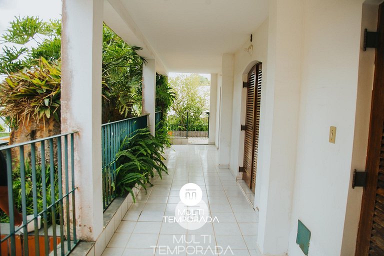 Chácara 3 Poderes Piscina - 60 pessoas - Guararema