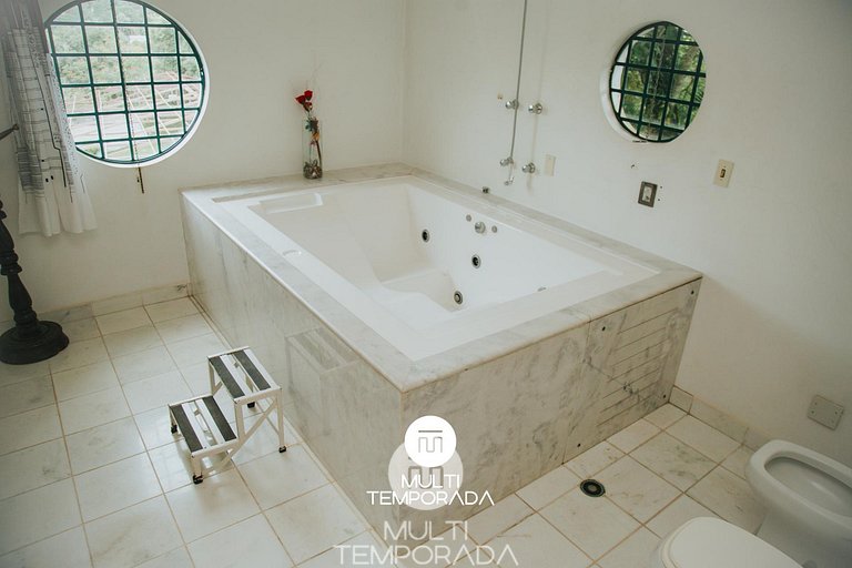 Chácara 3 Poderes Piscina - 60 pessoas - Guararema