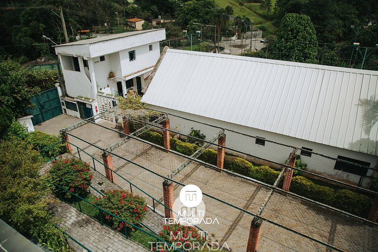 Chácara 3 Poderes Piscina - 60 pessoas - Guararema