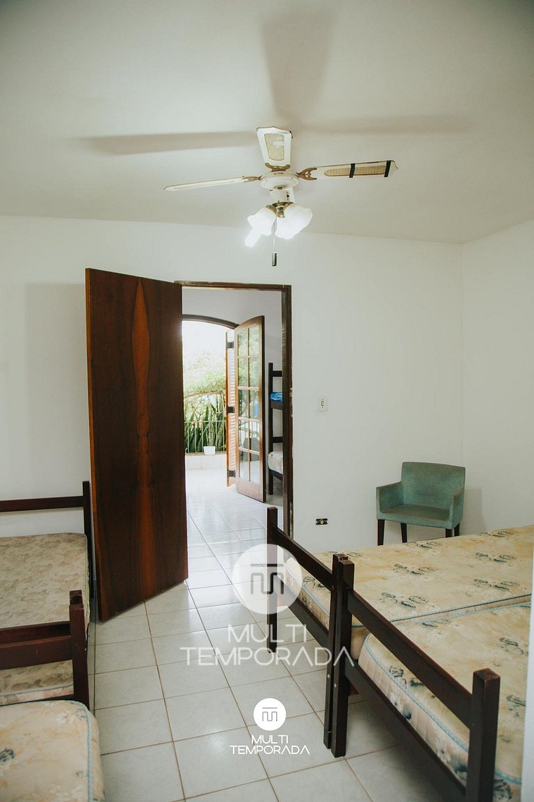 Chácara 3 Poderes Piscina - 60 pessoas - Guararema