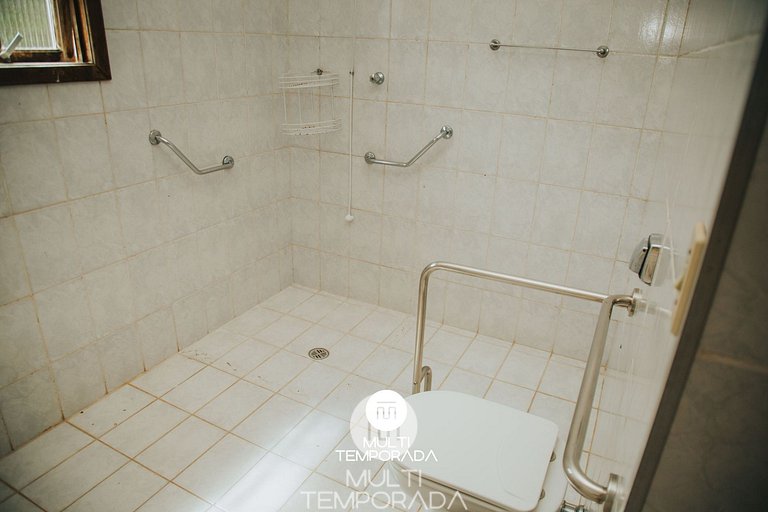 Chácara 3 Poderes Piscina - 60 pessoas - Guararema