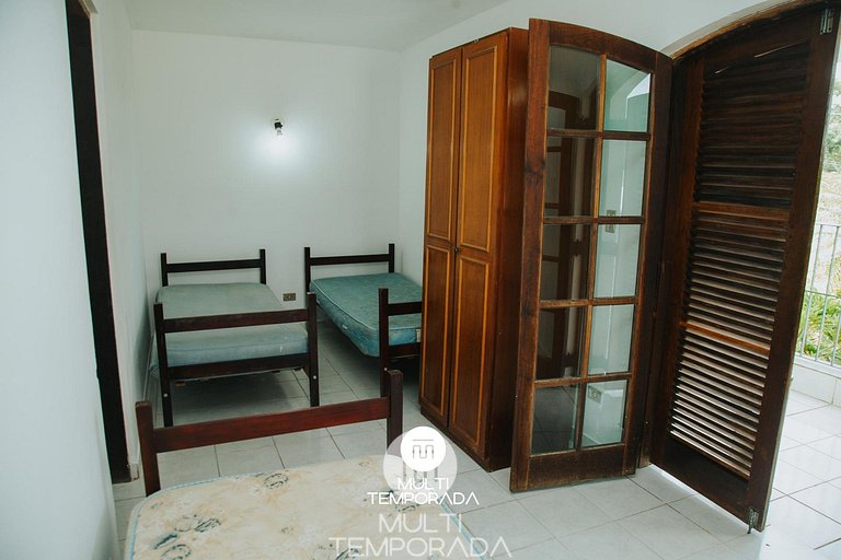 Chácara 3 Poderes Piscina - 60 pessoas - Guararema