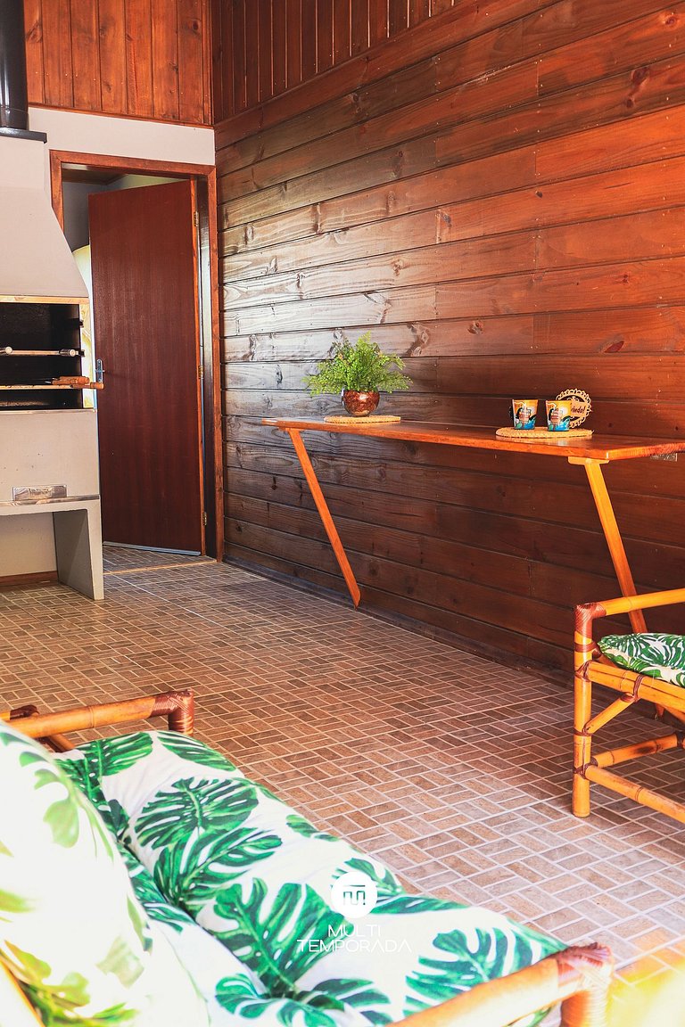 House Canto Lindo corner of the trees