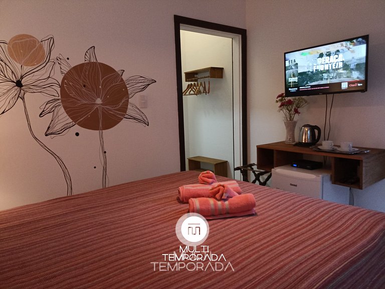 Suíte Hibisco - Pousada Solar das Pétalas-FLN/SC