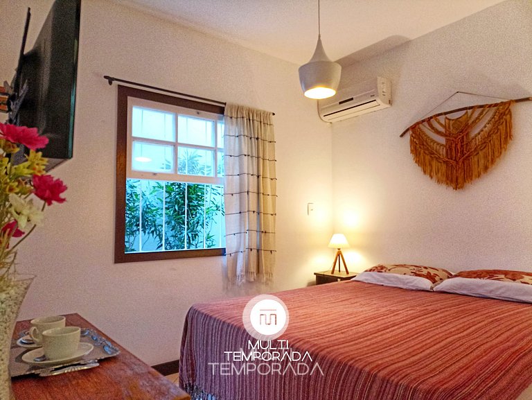 Suíte Hibisco - Pousada Solar das Pétalas-FLN/SC