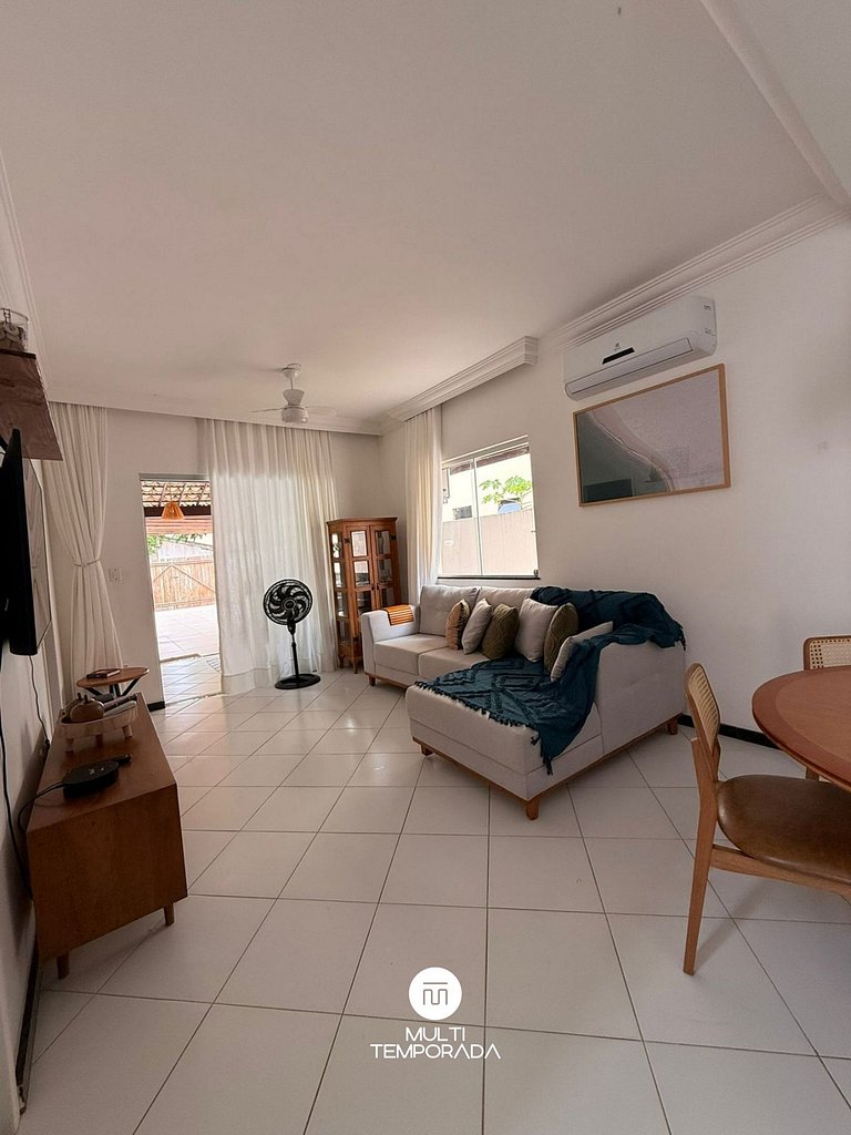 Casa em Cond Fechado Arembepe - Camaçari/BA